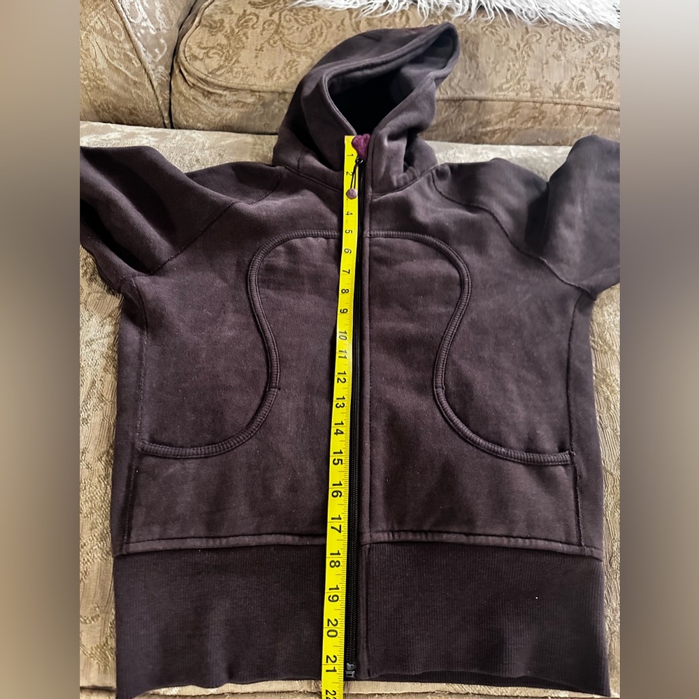 Lululemon New Scuba Hoodie Beautiful Chocolate Color Size 6 - Picture 13 of 14